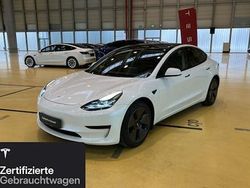 Weiß Gebraucht 2021 Tesla Model 3 Standard Range Limousine | 25.500 € (Fairer Preis)