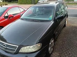 Schwarz Gebraucht 2001 Opel Omega Edition Kombi | 1.100 € (Superpreis)