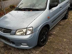 Gebraucht 2002 Mazda Demio Kleinwagen | 850 €