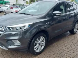 Grau Gebraucht 2018 Ford Kuga Titanium SUV | 13.490 € (Fairer Preis)