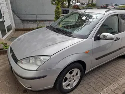 Grau Gebraucht 2003 Ford Focus Kombi | 2.250 € (Etwas zu teuer)