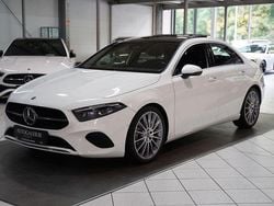 Weiß Gebraucht 2025 Mercedes A200 AMG Limousine | 30.700 € (Guter Preis)