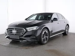 Metalliclack obsidianschwarz Gebraucht 2024 Mercedes E300 Exclusive Limousine | 52.570 € (Fairer Preis)