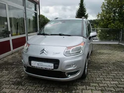 Grau Gebraucht 2012 Citroën C3 Picasso Exclusive Van / Kleinbus | 8.690 € (Teuer)