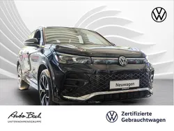Silber Gebraucht 2024 VW Passat Elegance Limousine | 43.980 € (Fairer Preis)