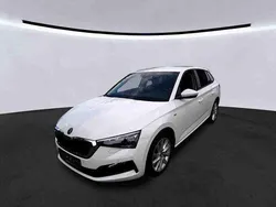 Candyweiss Gebraucht 2022 Skoda Scala Clever Kleinwagen | 17.930 € (Fairer Preis)