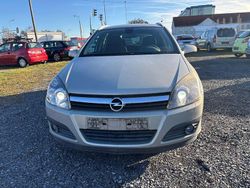 Gold Gebraucht 2005 Opel Astra Edition Kombi | 1.300 € (Guter Preis)