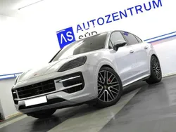 Grau Gebraucht 2024 Porsche Cayenne SUV | 144.990 €
