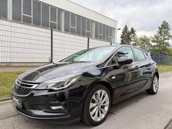 Schwarz Gebraucht 2016 Opel Astra Innovation Limousine | 10.490 € (Guter Preis)