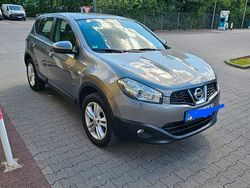 Grau Gebraucht 2013 Nissan Qashqai Acenta SUV | 6.000 € (Fairer Preis)