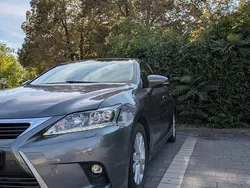 Grau Gebraucht 2015 Lexus CT200h Executive Line Kleinwagen | 16.000 € (Etwas zu teuer)