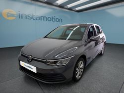 Grau Gebraucht 2022 VW Golf VIII Kleinwagen | 23.999 € (Fairer Preis)