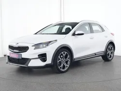 White deluxe Gebraucht 2021 Kia XCeed Spirit SUV | 21.389 € (Fairer Preis)