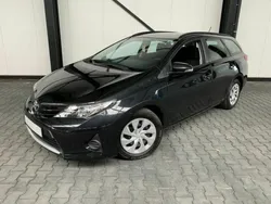 Schwarz metallic Gebraucht 2014 Toyota Auris Cool Kombi | 9.600 € (Fairer Preis)
