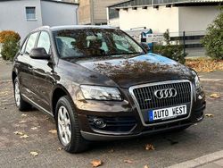Braun Gebraucht 2011 Audi Q5 Ambiente SUV | 11.950 € (Guter Preis)