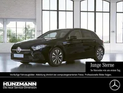 Nachtschwarz Gebraucht 2021 Mercedes A250 Style Limousine | 22.380 € (Fairer Preis)