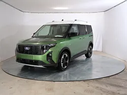 Bursting green metallic / dach in weiß Neu 2024 Ford Tourneo Courier Active Van / Kleinbus | 29.790 € (Fairer Preis)