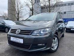 Grau Gebraucht 2015 VW Sharan Comfortline Van / Kleinbus | 14.990 € (Guter Preis)