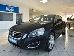 Schwarz Gebraucht 2011 Volvo V60 Summum Kombi | 6.980 € (Fairer Preis)