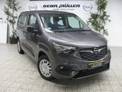 Grau Gebraucht 2024 Opel Combo-e Life Edition Van / Kleinbus | 30.900 € (Teuer)