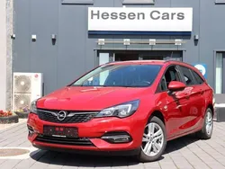 Rot Gebraucht 2021 Opel Astra Business Edition Kombi | 10.950 € (Guter Preis)