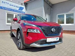 Rot Gebraucht 2024 Nissan X-Trail Tekna SUV | 38.490 € (Etwas zu teuer)