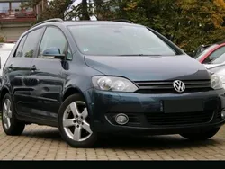 Silber Gebraucht 2011 VW Golf VI Limousine | 3.900 € (Guter Preis)