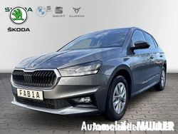 Grau Gebraucht 2025 Skoda Fabia Selection Limousine | 18.990 € (Fairer Preis)