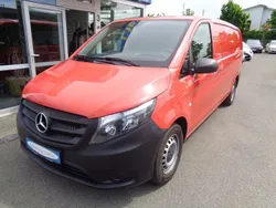 Rot Gebraucht 2019 Mercedes Vito Van / Kleinbus | 19.800 € (Guter Preis)