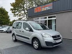 Silber Gebraucht 2016 Peugeot Partner Tepee Active Van / Kleinbus | 7.990 € (Fairer Preis)