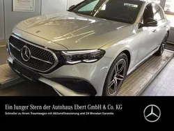 Hightechsilber Gebraucht 2023 Mercedes E220 AMG Limousine | 68.880 €