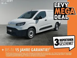 Weiß Gebraucht 2024 Toyota Proace City Van | 24.487 € (Etwas zu teuer)