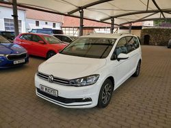 Weiß Gebraucht 2018 VW Touran Sound Van / Kleinbus | 18.790 € (Guter Preis)