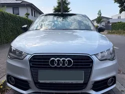Grau Gebraucht 2013 Audi A1 Sportback Ambition Kleinwagen | 8.500 € (Fairer Preis)