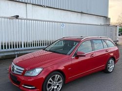 Rot Gebraucht 2011 Mercedes C250 Avantgarde Kombi | 11.900 € (Guter Preis)
