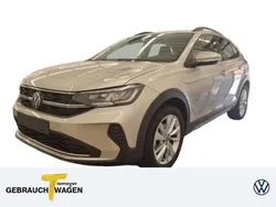 Ivory silver metallic Gebraucht 2024 VW Taigo Move SUV | 23.870 € (Guter Preis)