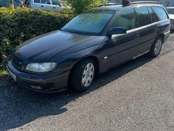 Blau Gebraucht 2000 Opel Omega Sport Limousine | 599 €
