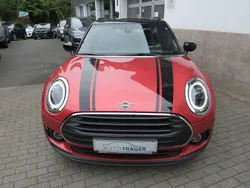 Rot Gebraucht 2021 Mini Cooper Clubman Kombi | 21.990 € (Fairer Preis)