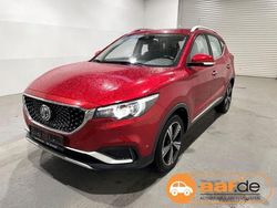 Rot Gebraucht 2021 MG ZS Luxury SUV | 15.450 € (Fairer Preis)