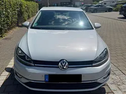 Weiß Gebraucht 2018 VW Golf VII Comfortline Limousine | 14.000 € (Fairer Preis)
