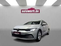 Silber Gebraucht 2023 VW Golf VIII Life Kombi | 23.979 € (Guter Preis)