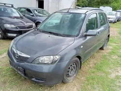 Grau Gebraucht 2004 Mazda 2 Comfort Van / Kleinbus | 800 € (Guter Preis)