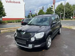 Schwarz Gebraucht 2010 Skoda Yeti Ambition SUV | 4.790 € (Fairer Preis)