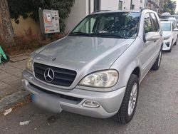 Gebraucht 2003 Mercedes ML350 SUV | 3.990 €