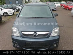 Grau Gebraucht 2006 Opel Meriva Edition Van / Kleinbus | 1.799 € (Fairer Preis)