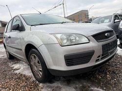 Silber Gebraucht 2006 Ford Focus Kleinwagen | 390 € (Superpreis)