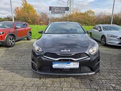 Schwarz Gebraucht 2023 Kia Ceed Edition 7 Limousine | 17.890 € (Fairer Preis)