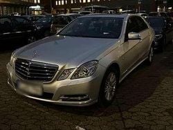 Silber Gebraucht 2011 Mercedes E250 Elegance Limousine | 11.500 € (Guter Preis)