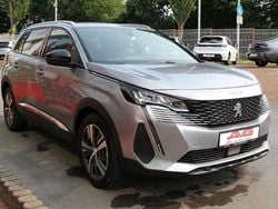 Grau Gebraucht 2024 Peugeot 5008 Allure Van / Kleinbus | 21.950 € (Superpreis)