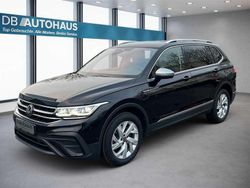 Schwarz Gebraucht 2024 VW Tiguan Allspace Life SUV | 35.830 € (Guter Preis)